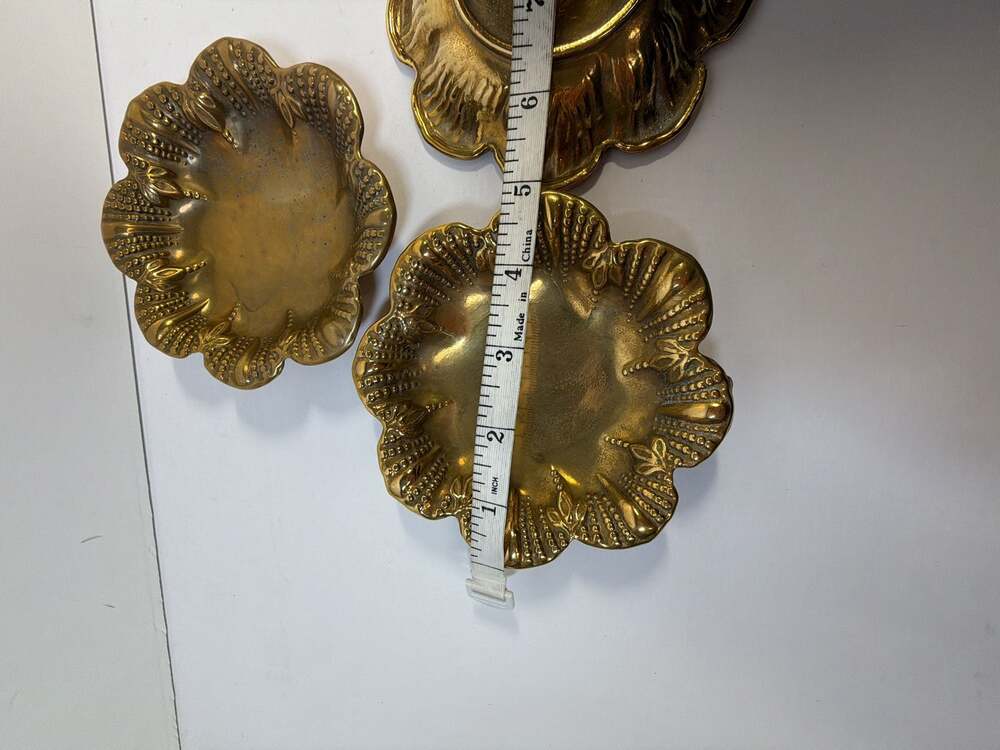 Set of 3 Vintage Brass Floral Petal Trinket Dishes - Picture 6 of 6